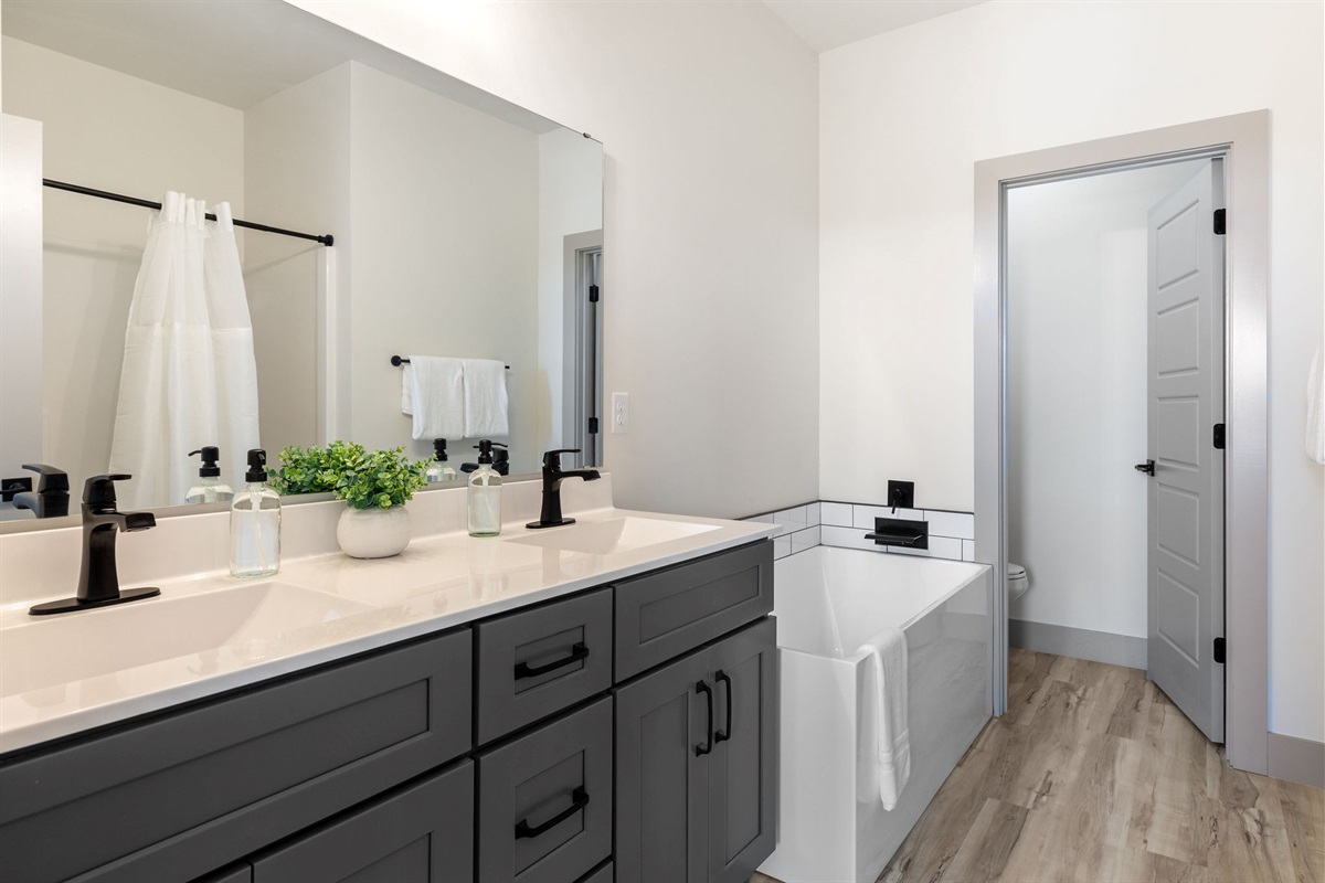 Ensuite bathroom #1 w/ soaking tub and shower!