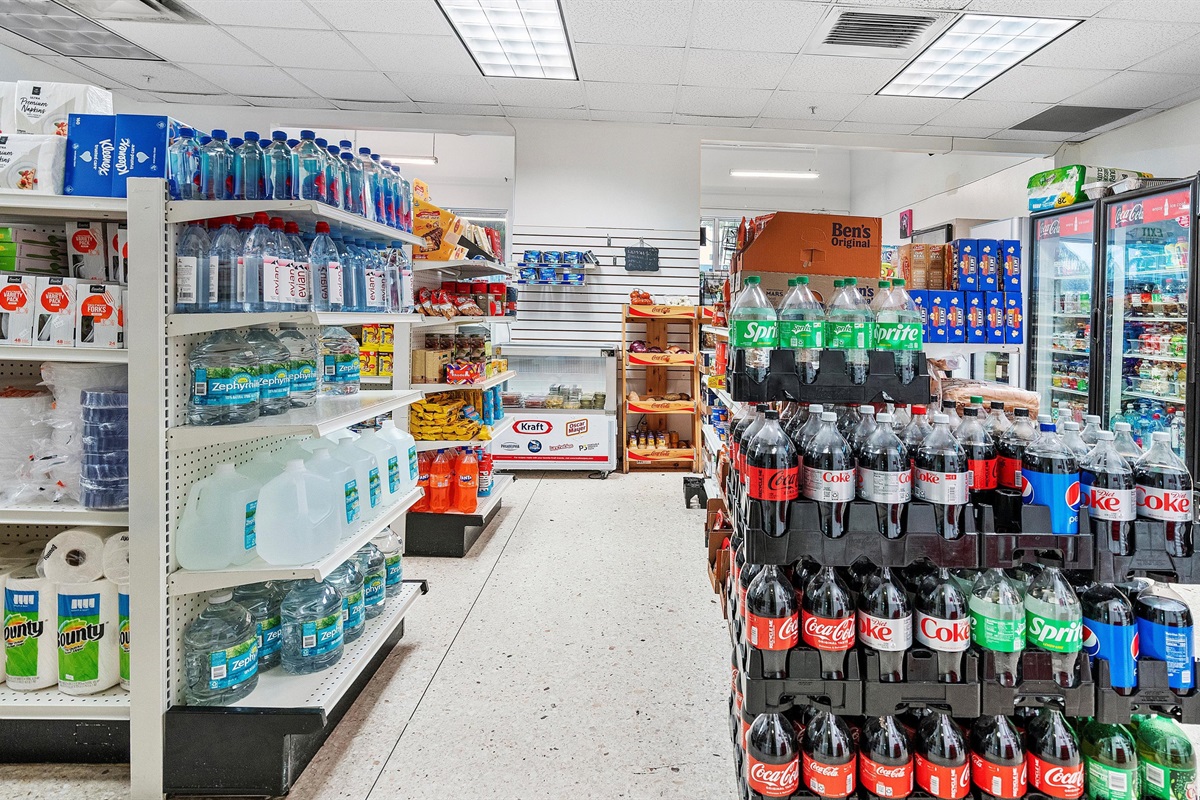 In-House Convenient Store