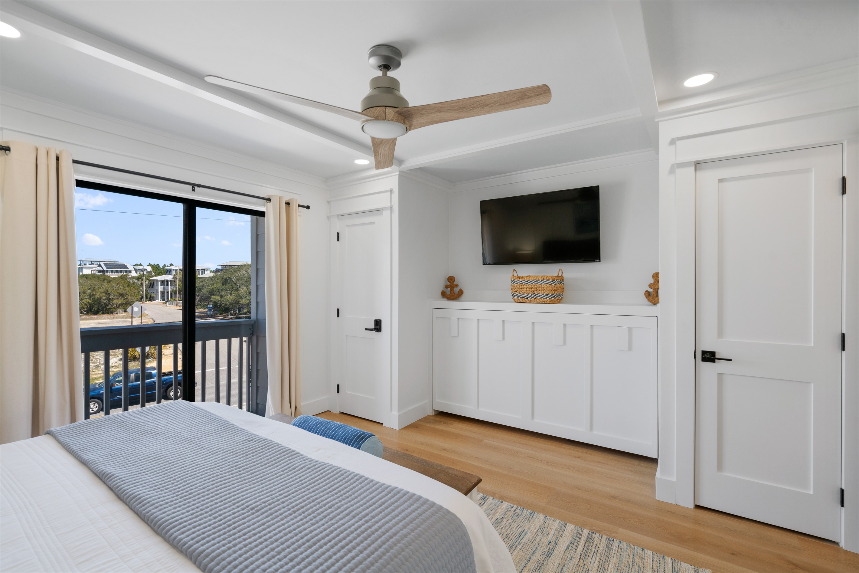 View of 30A and twin murphy bed