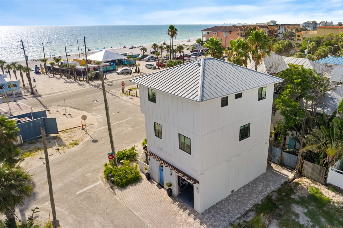 Side of House: Proximity to Beach