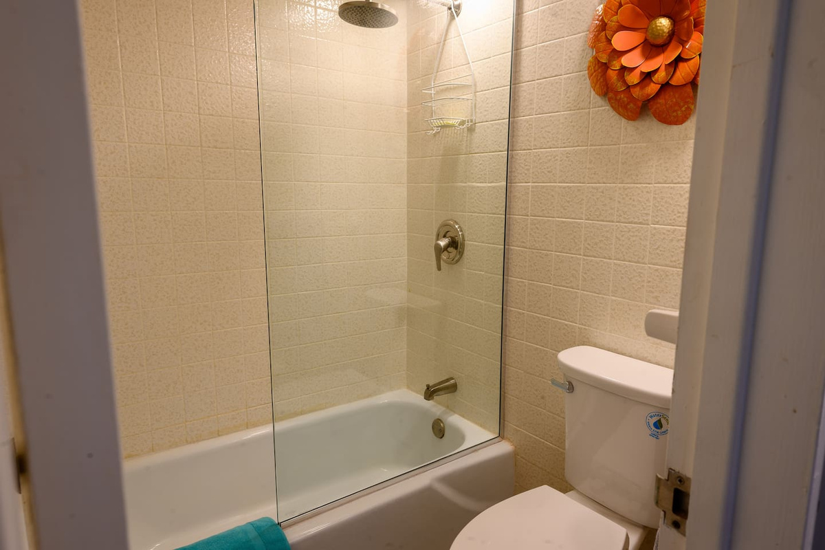 Master Bedroom en-suite
