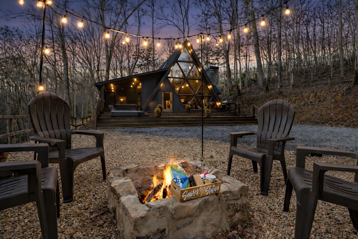 Crackling fire, sweet s&rsquo;mores, and unforgettable moments. This is where the best memories are made.