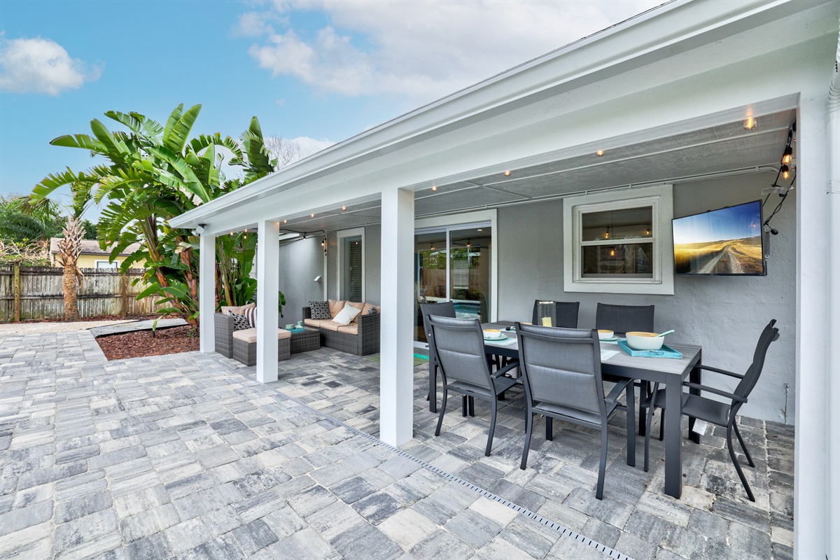 Covered patio with lights
