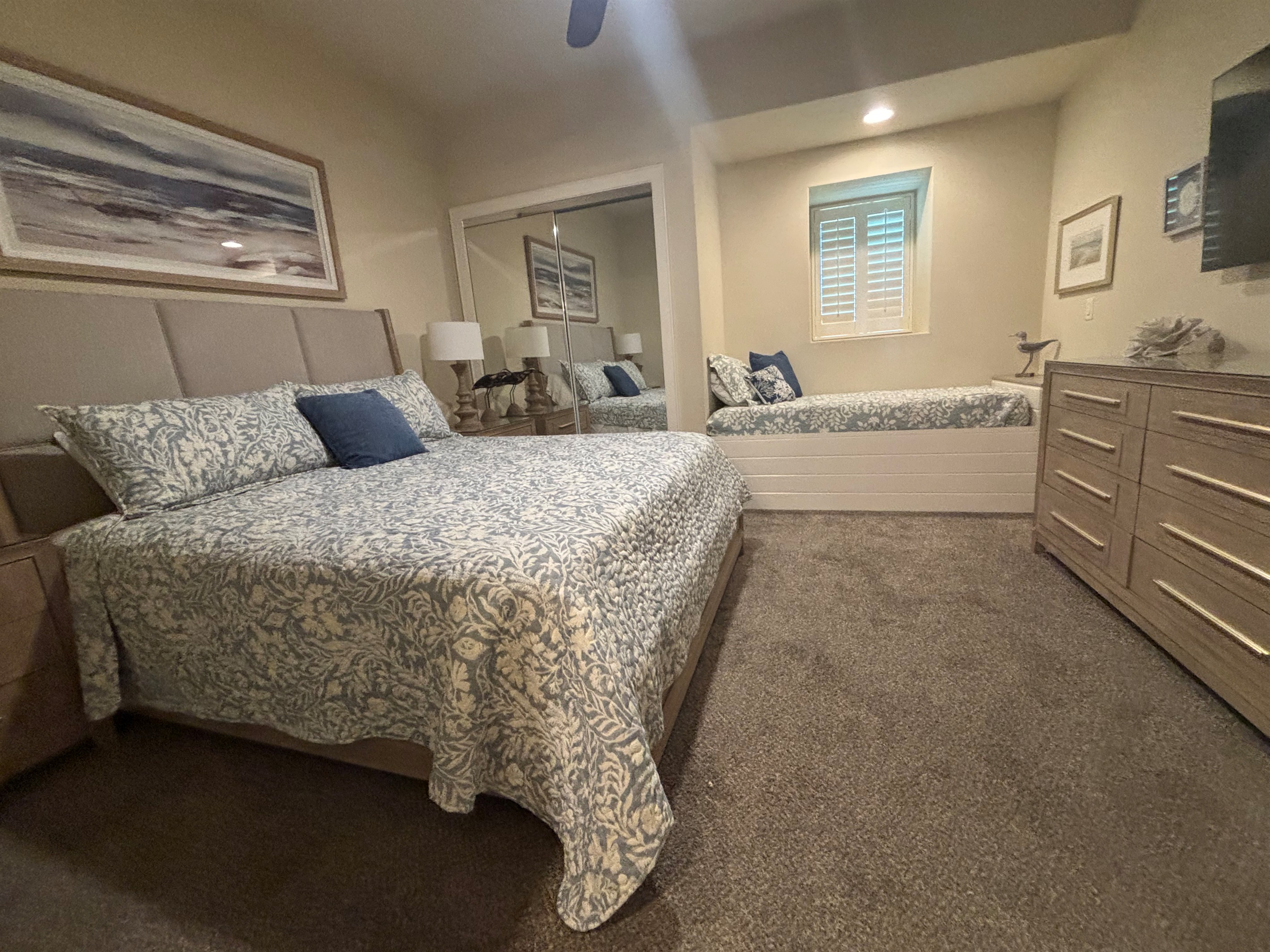 Second King Bedroom extra twin bed