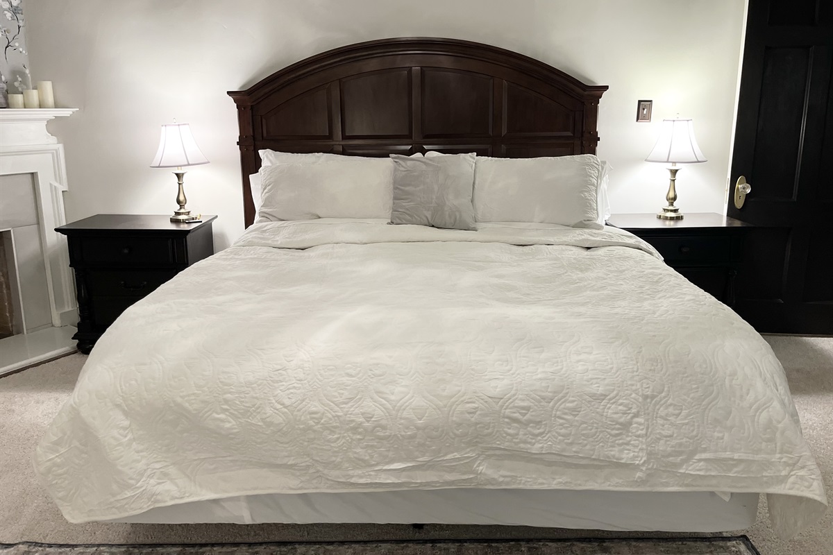 Primary Bedroom - King Sized Bed