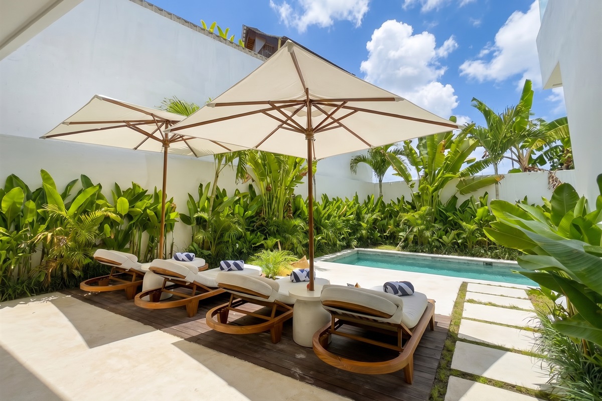 Pool area