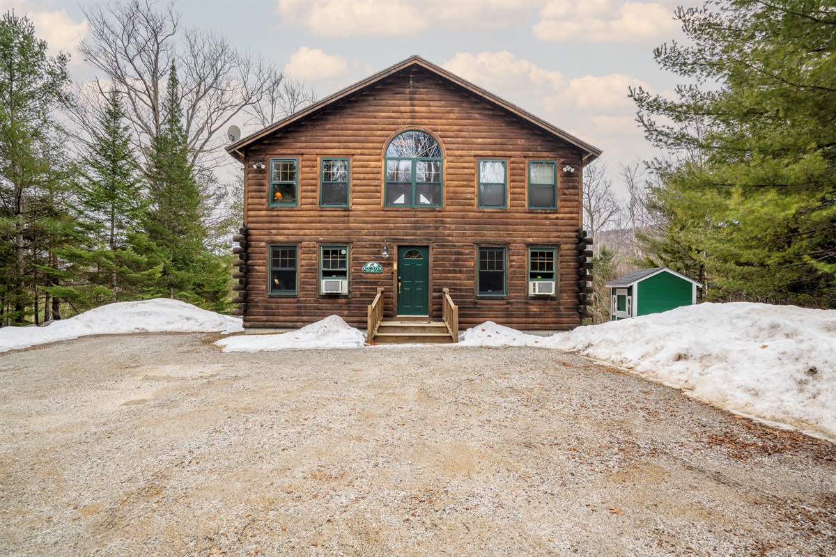 A peaceful mountain setting with room for the whole group to relax and reconnect.