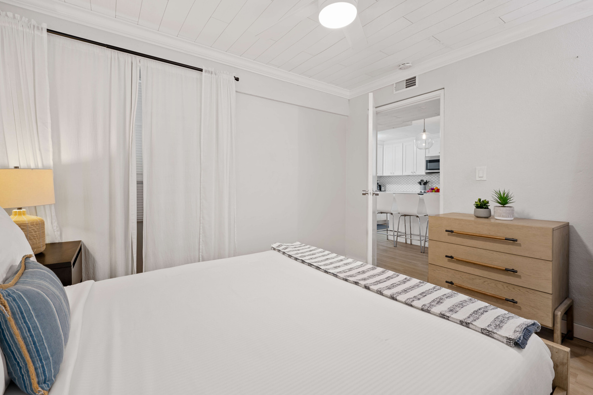 A peaceful guest retreat for relaxing between island adventures.