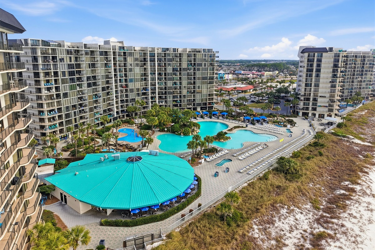 Edgewater Resort's luxurious beachfront amenities
