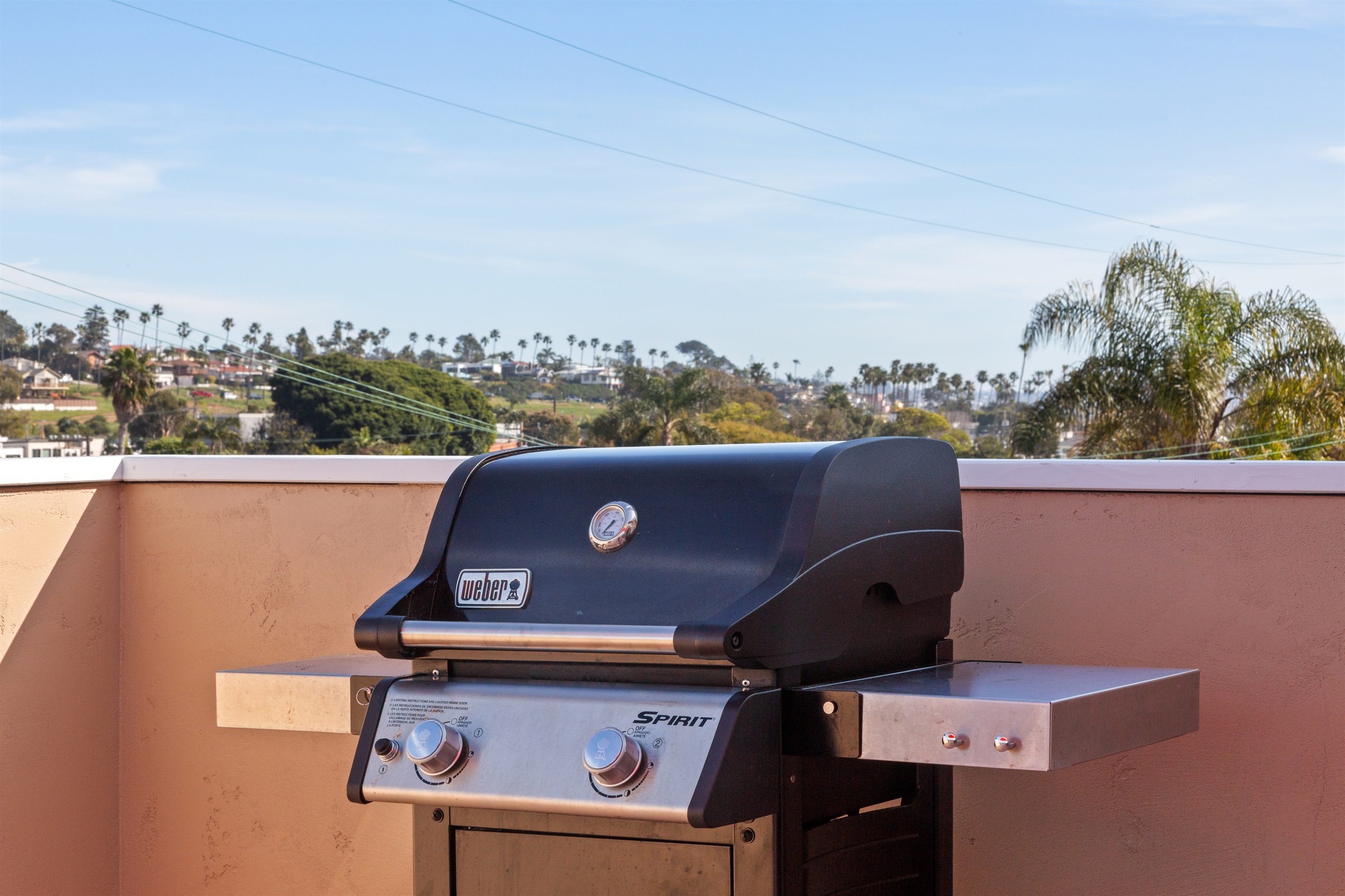 Grill on the top floor porch
