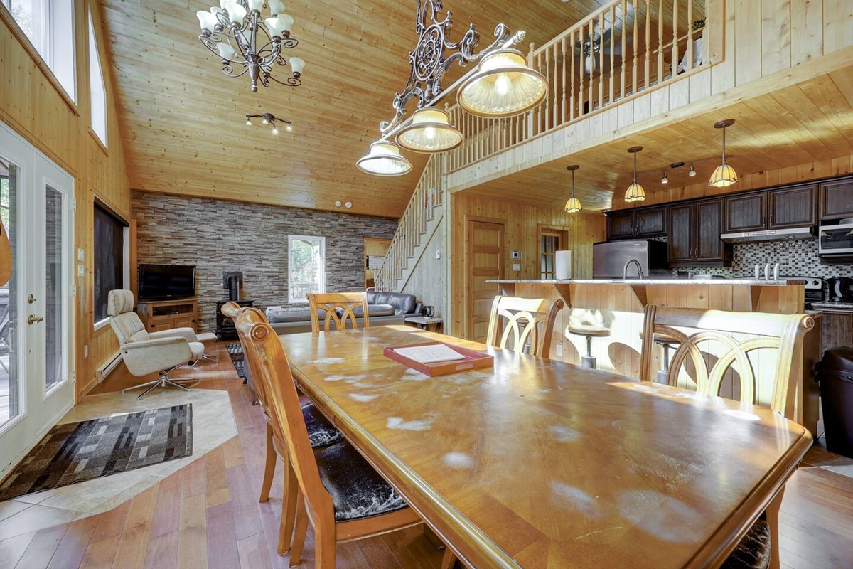 Spacious dining room for family dinners and conversations
