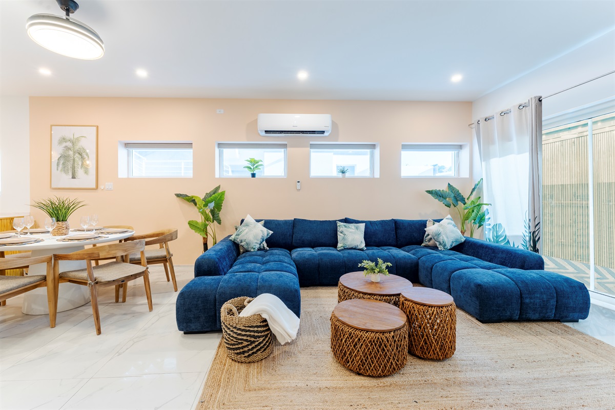 Plenty of room for the whole group to relax and unwind