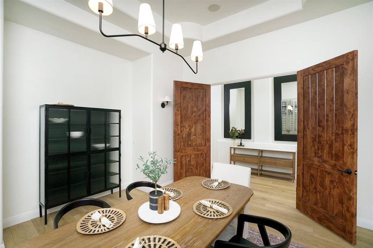 Formal dining