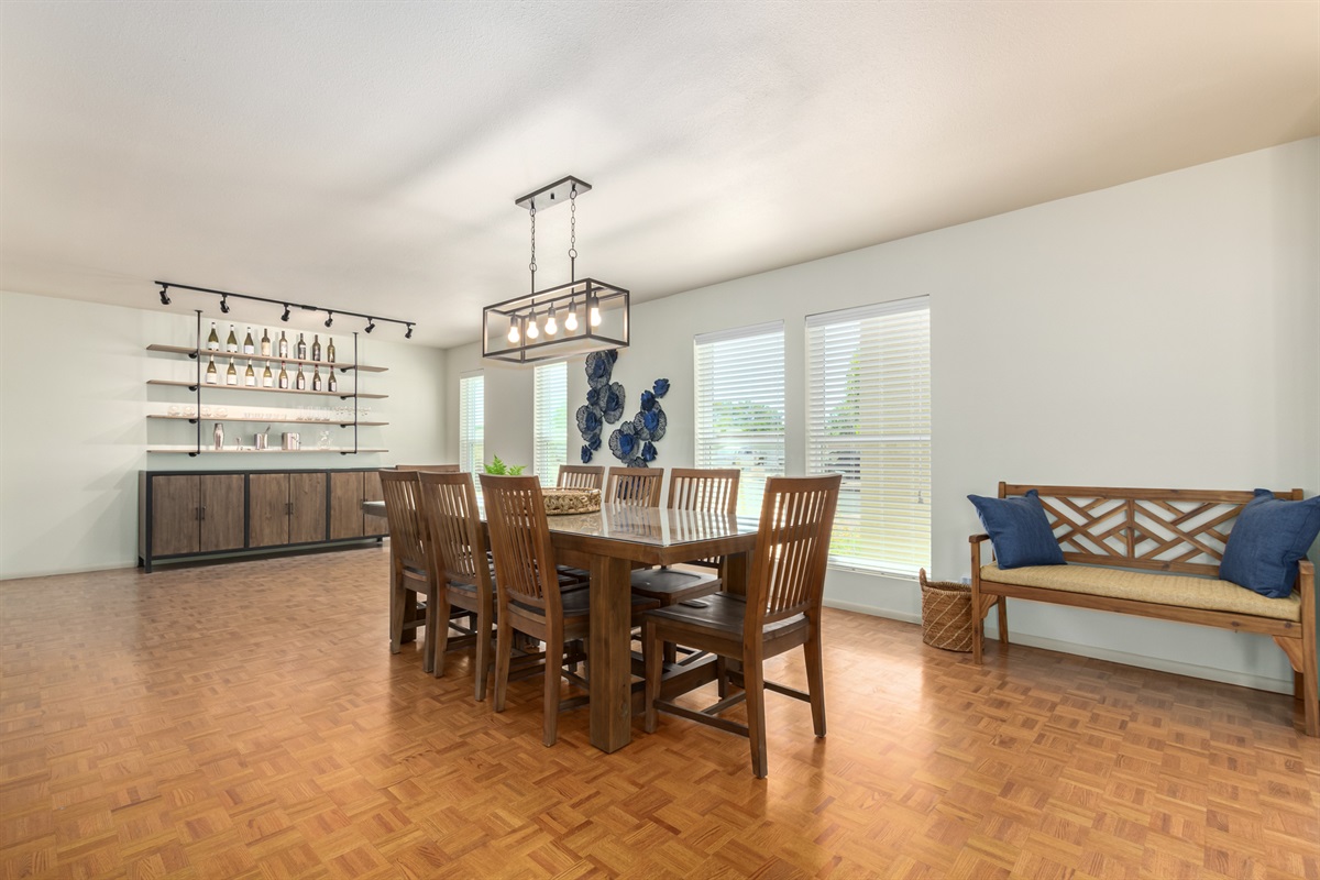 formal dining area off main entry