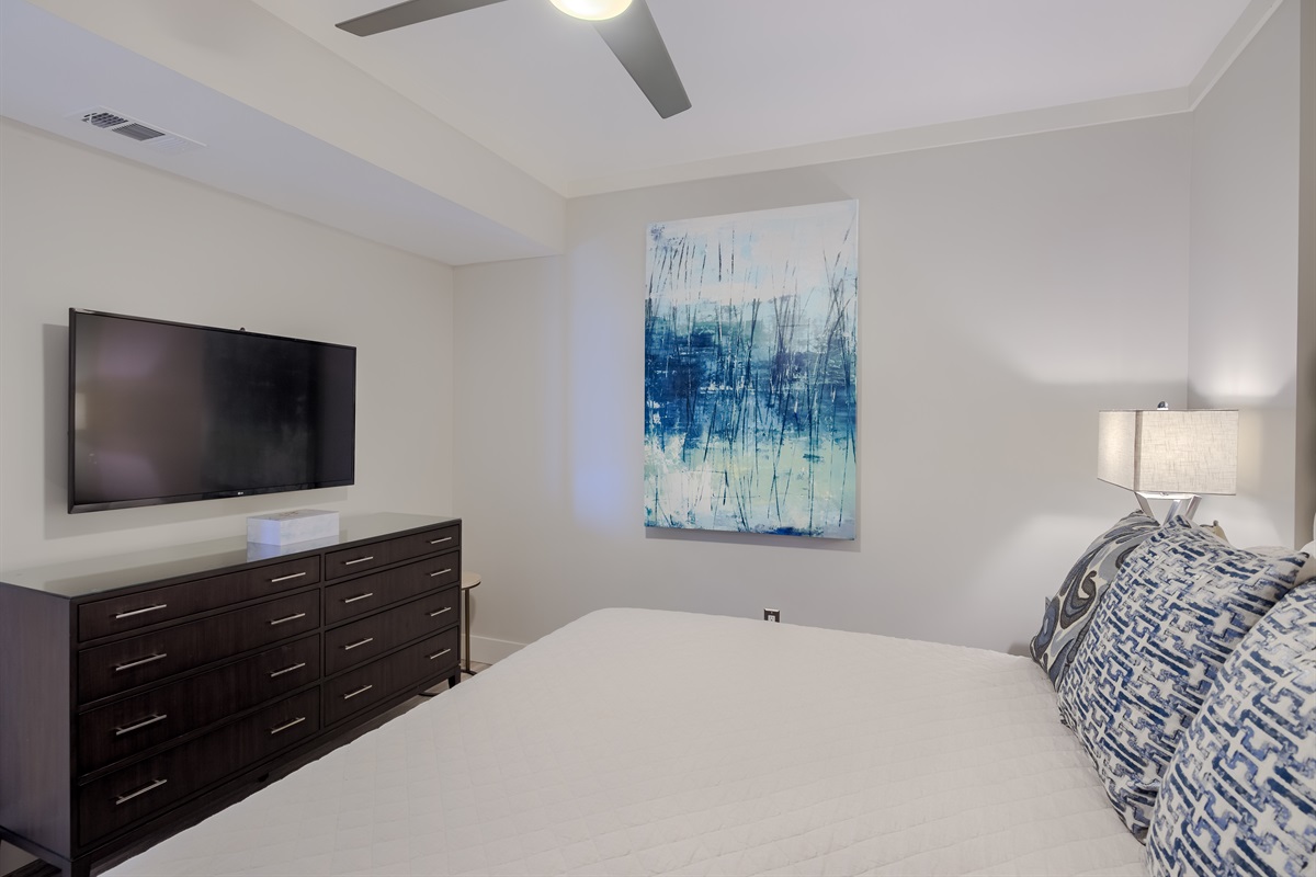 Guest King Bedroom