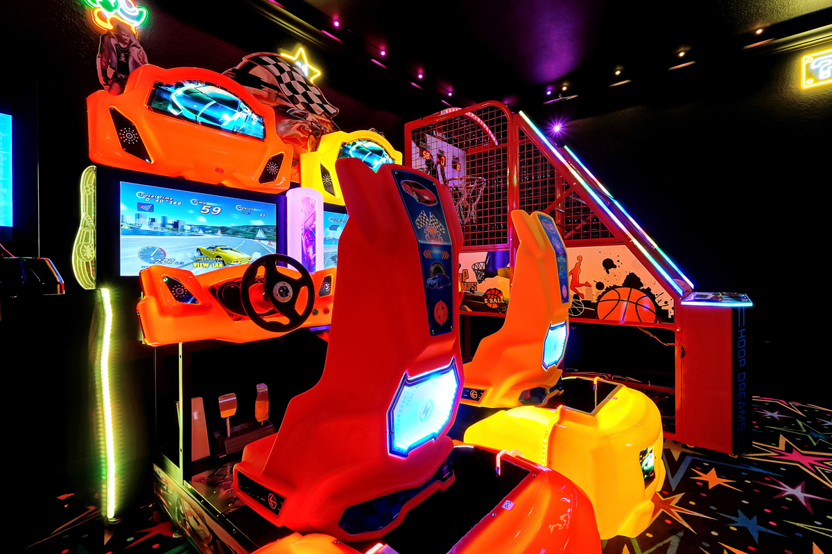 Racing sim arcade games
