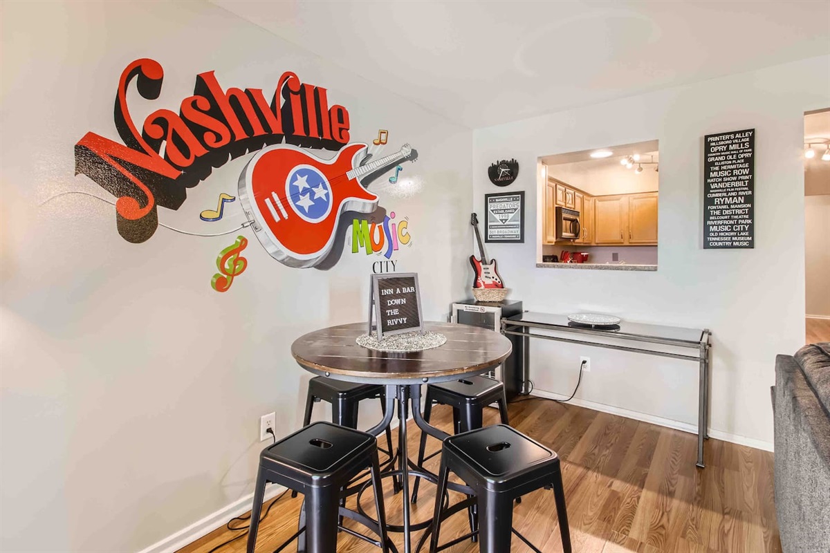 Murals for fun photo opportunities and dining room seating