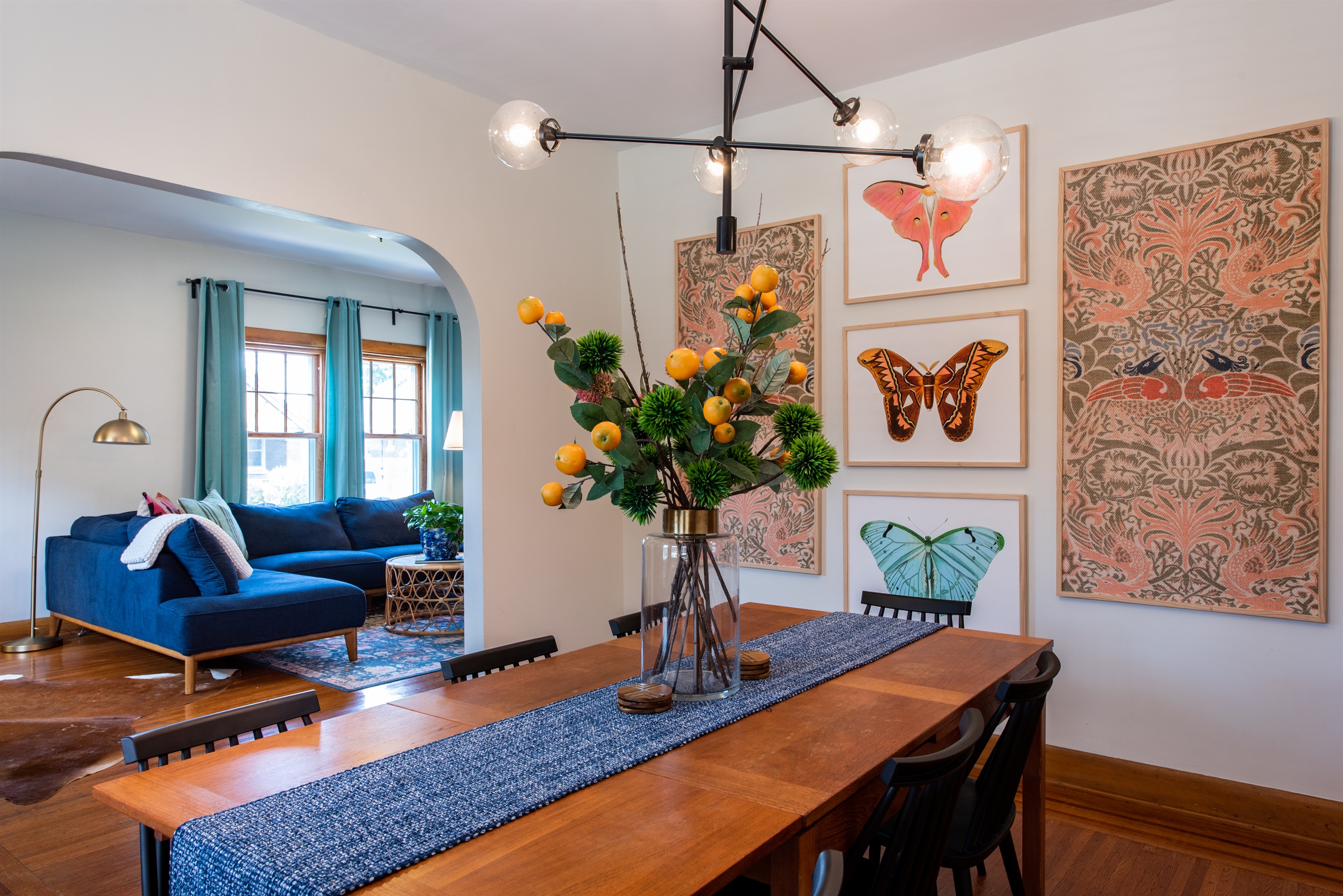Dining Room *Seating For 10