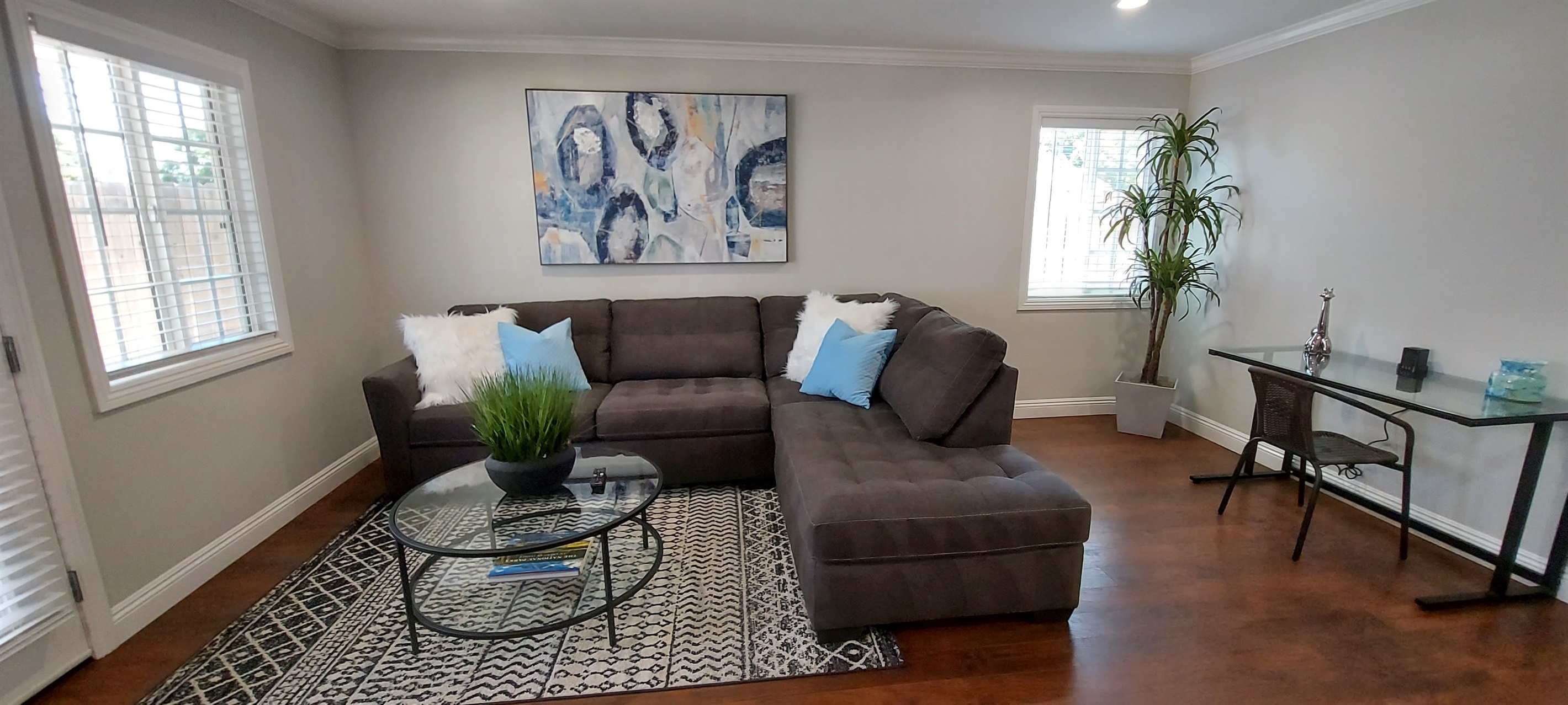 NEW! The Magnolia House in Simi Valley 2