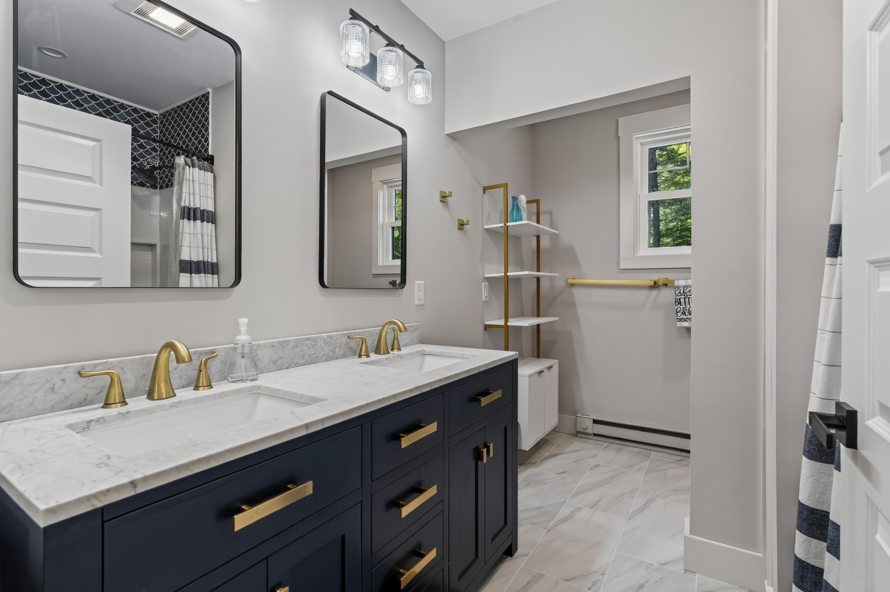 Bright, spacious, and refreshingly unhurried, even getting ready feels easier on lake time. Upstairs full bath with shower/tub surround.