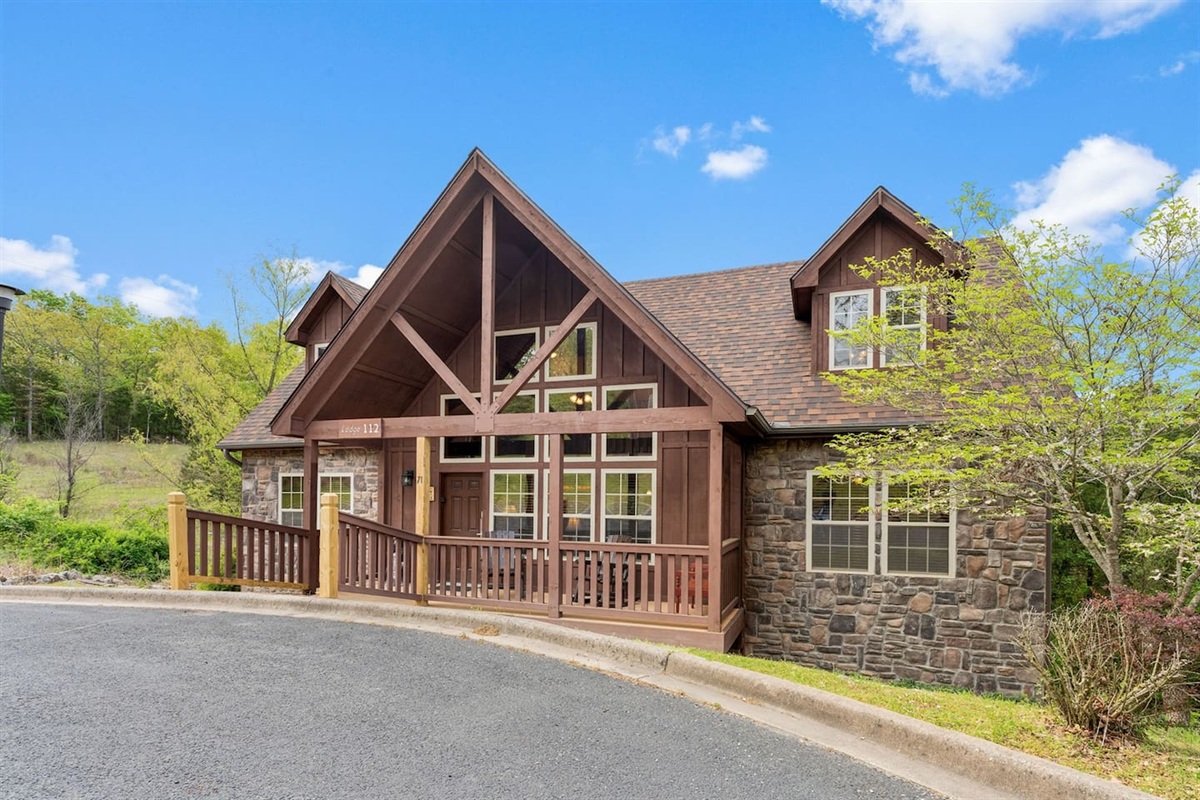 Welcome to your home base in the Ozarks, surrounded by trees, resort amenities and everything that makes a Branson getaway so much fun.