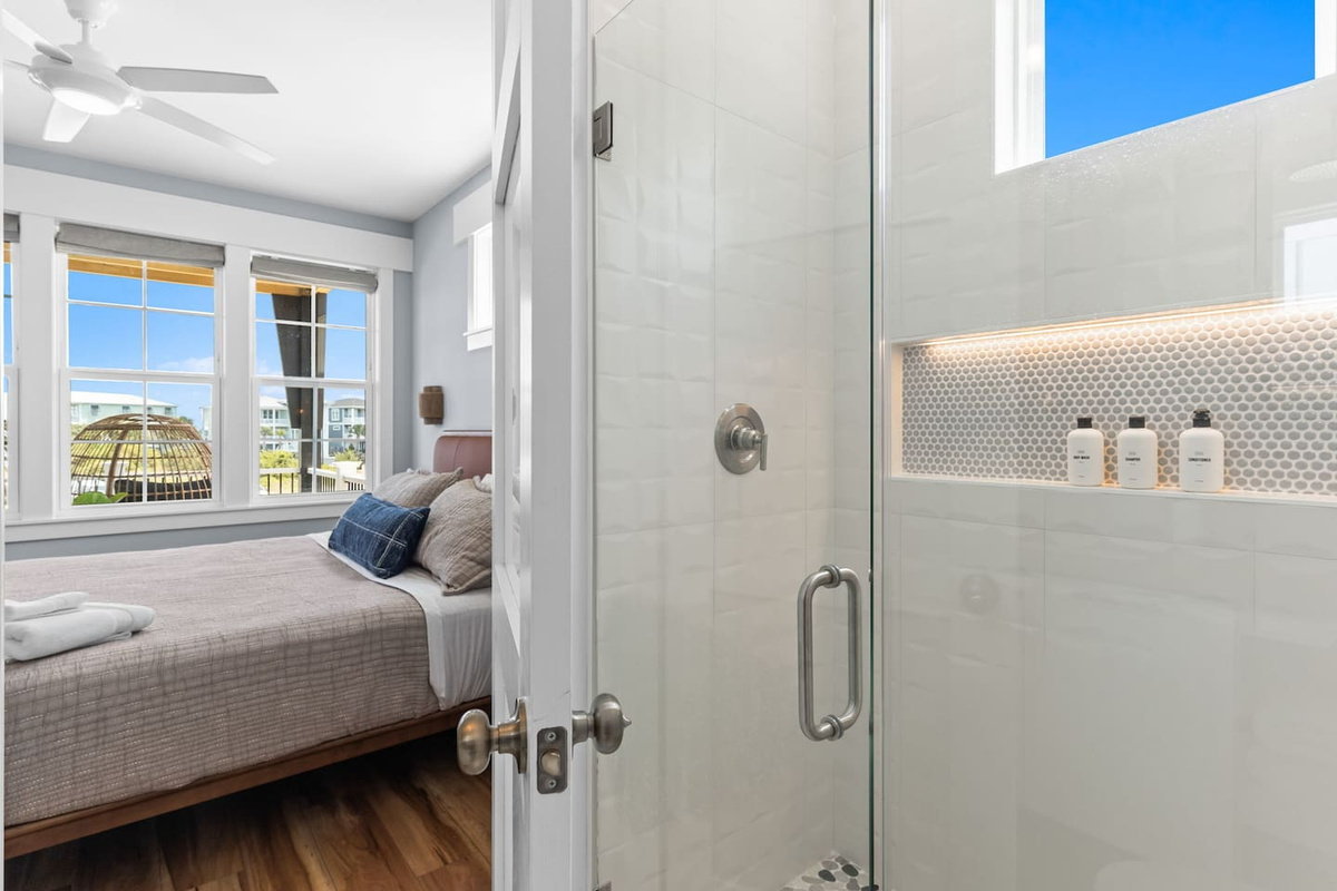 King suites each include a luxurious tiled shower with spa-like rain shower heads & built-in lighted niches with plenty of space for your favorite products. For your convenience, shampoo, conditioner, and body wash are provided. 