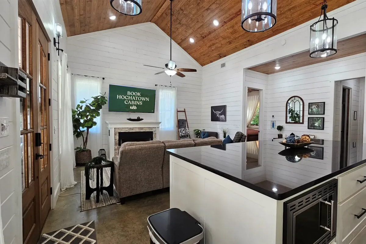 An open floor concept welcomes you to Bella Luna Cabin.