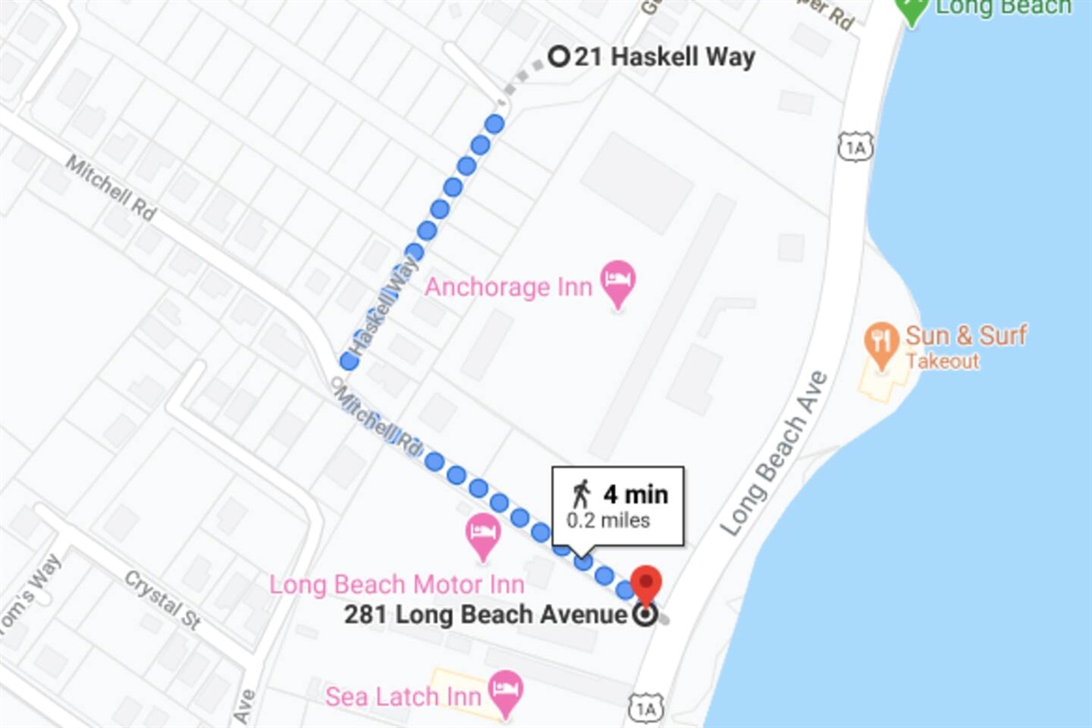 Four minute walk to Long Sands Beach!