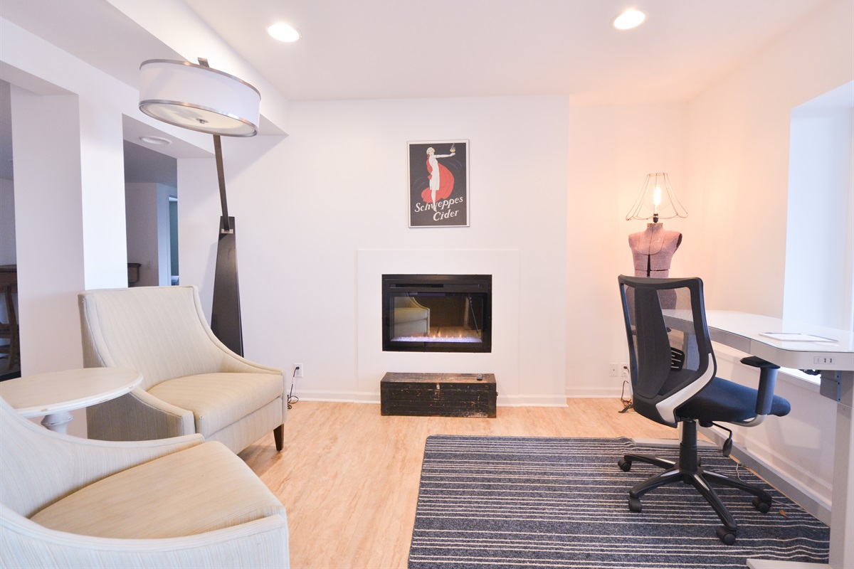  Gas fireplace nook for quiet conversations