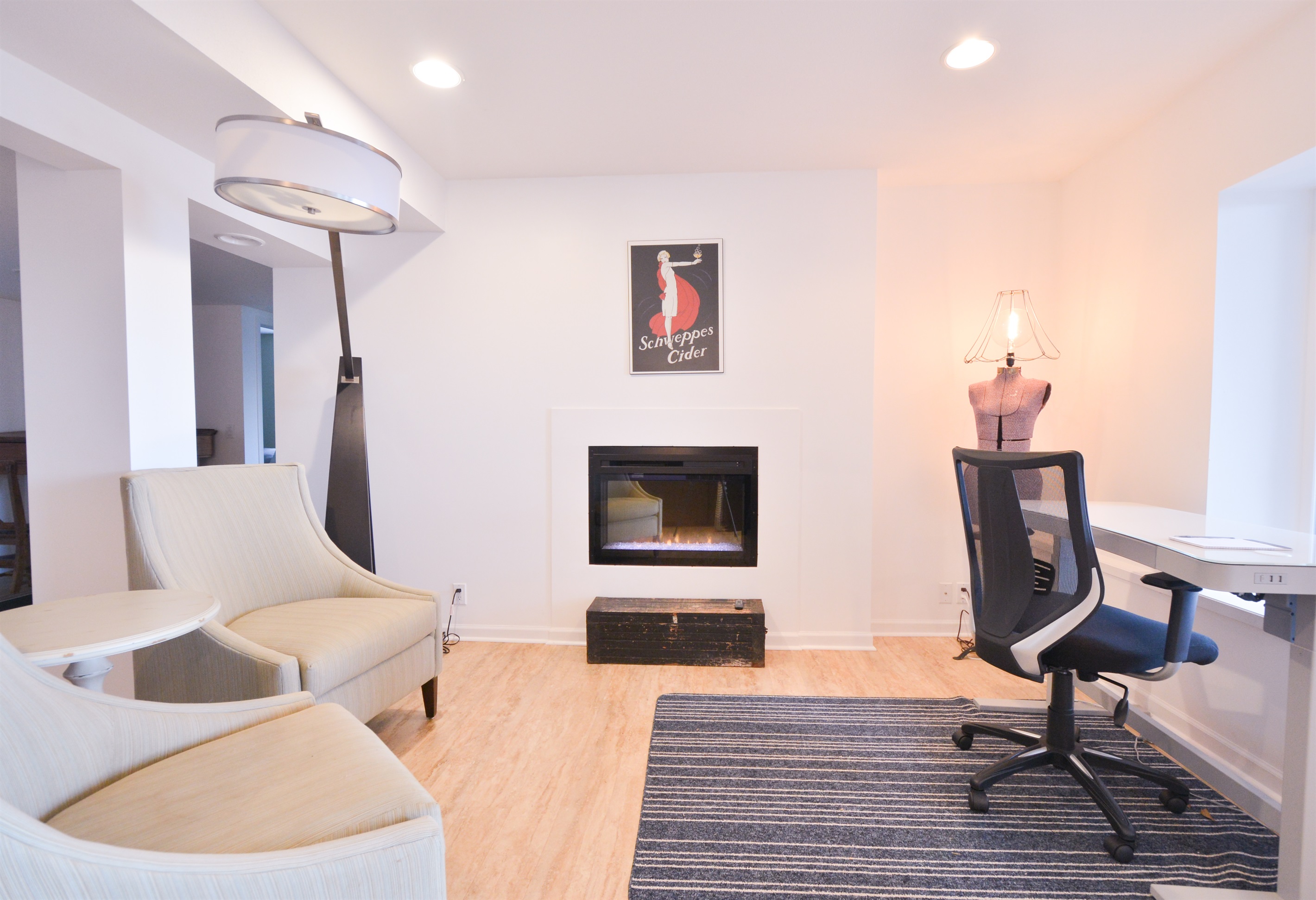  Gas fireplace nook for quiet conversations