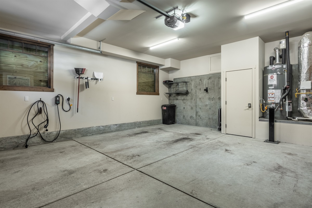 Equipped with EV charging and gear storage space, the garage makes winter mornings smooth and efficient.