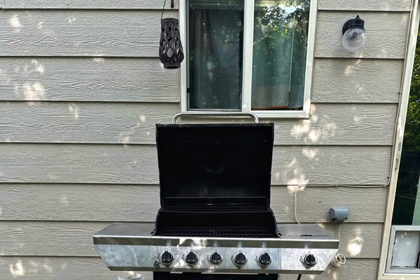 Sizzle, relax, repeat. New BBQ grill ready for your Wonderland stay! 🍽️🌿