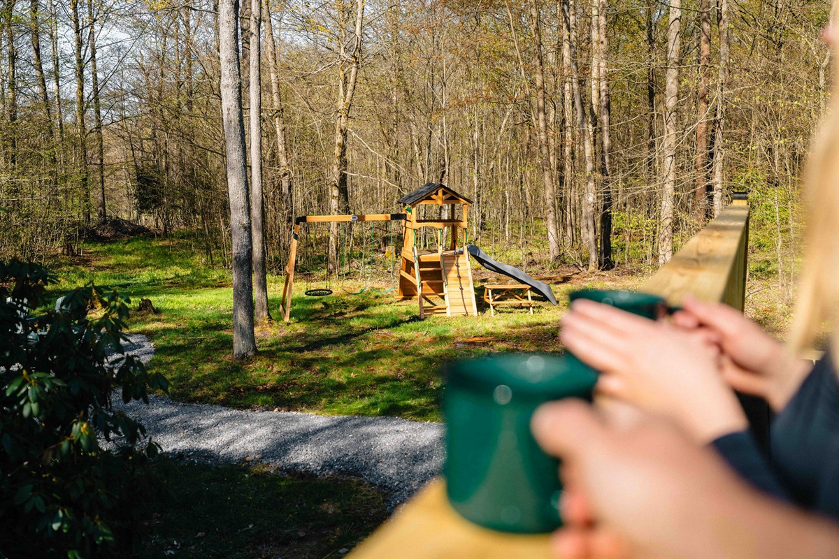🌲 Coffee in hand, forest out front — this is the reset you came for.