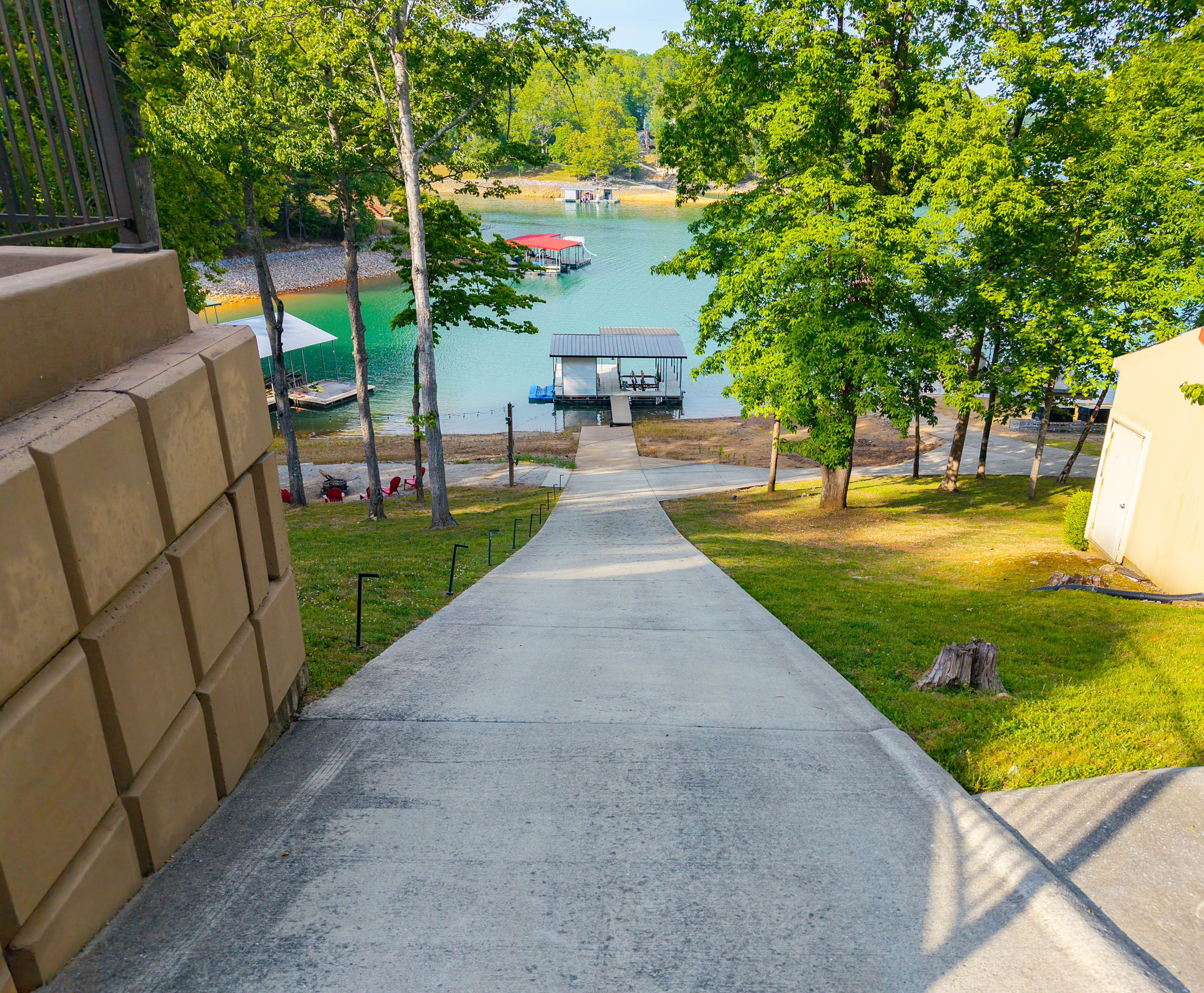 Easy access to the dock