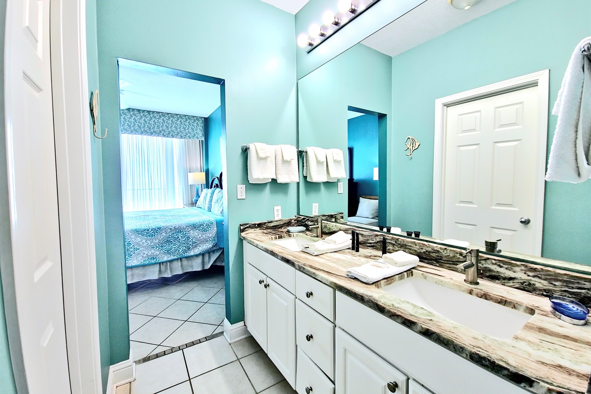 Main bath with separate shower and garden tub