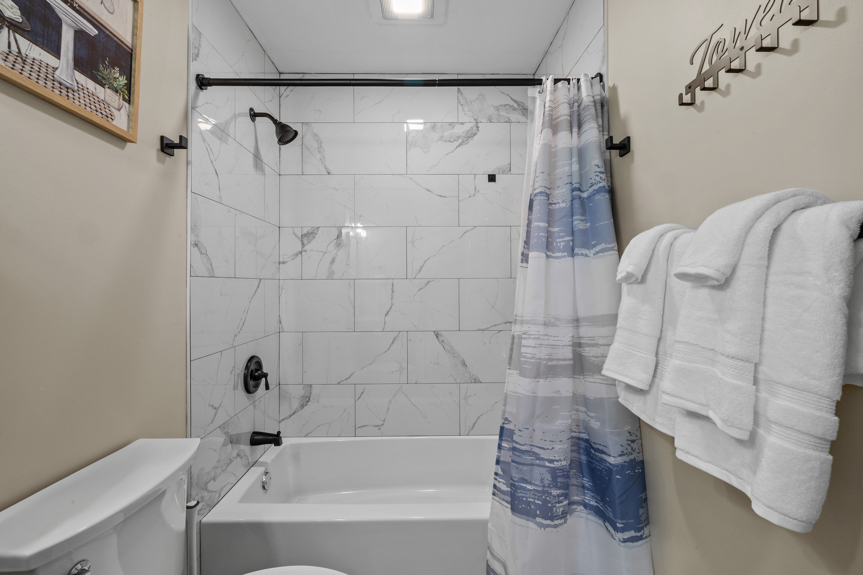 Fesh towels, and premium hand soap provided
