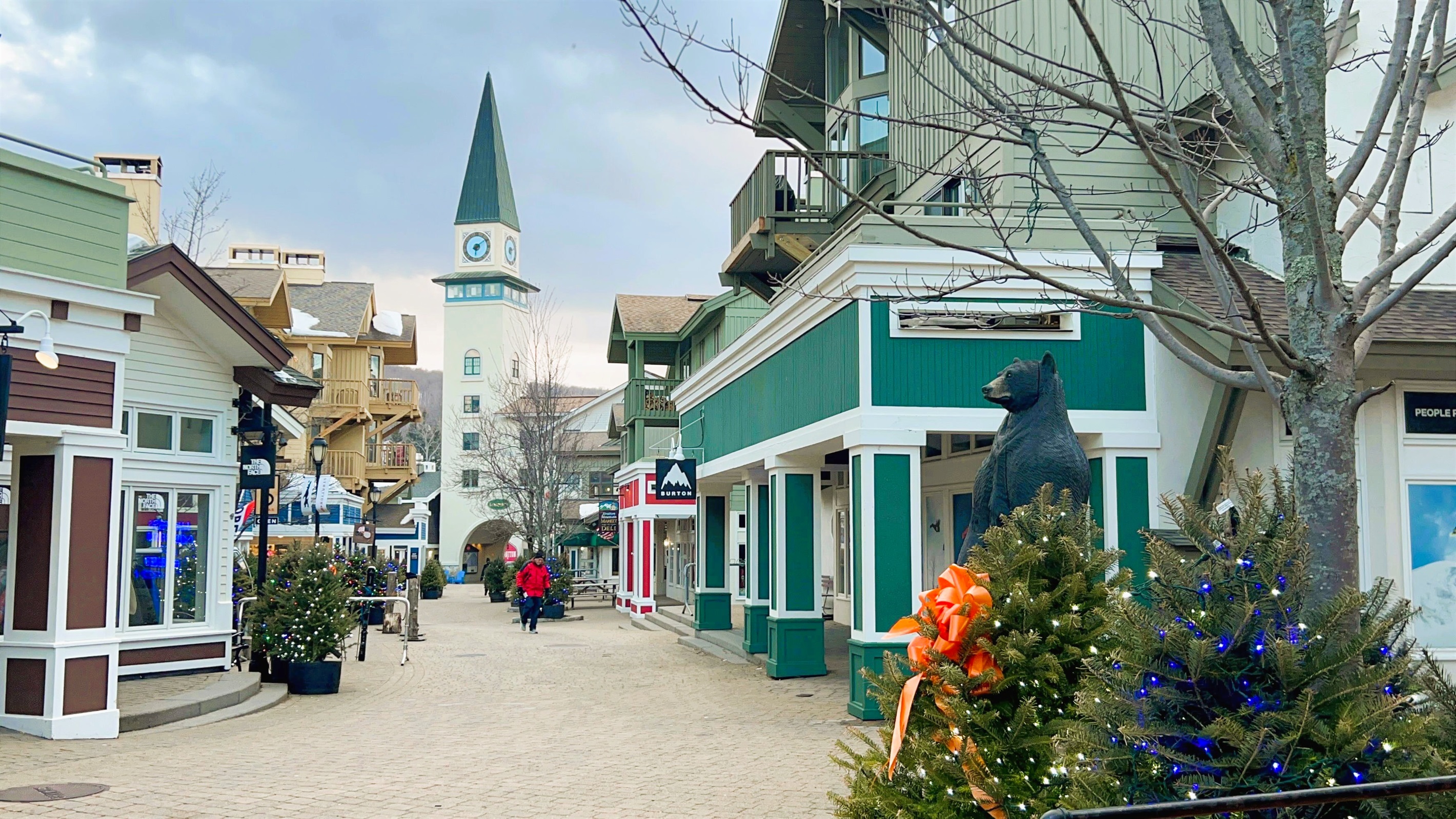 Stratton Base Village on the way to the base area