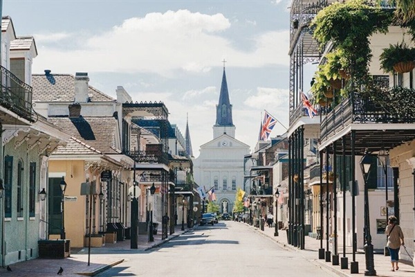 A LA MAISON rental in New Orleans