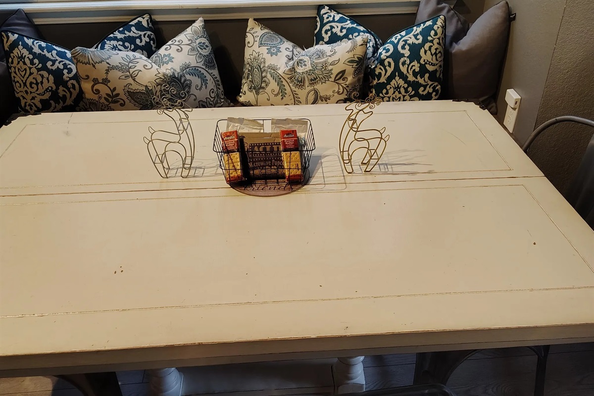 Oh deer, Christmas is here!