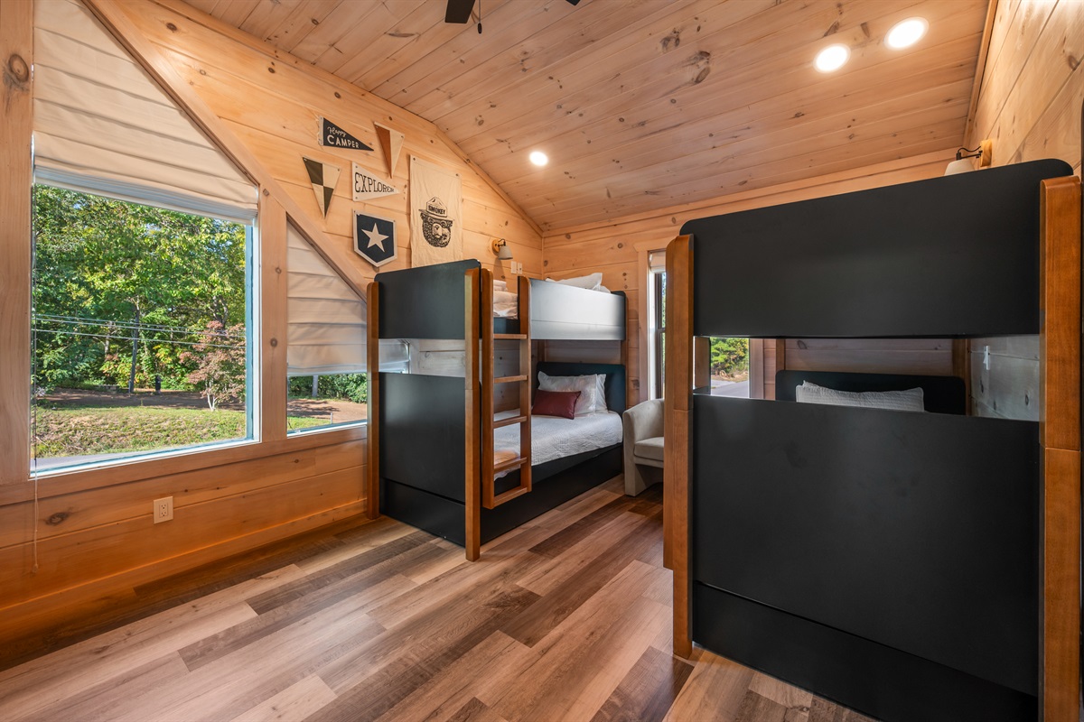 Top Level Bunk Room