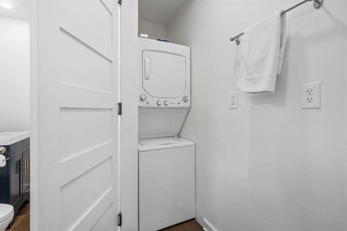 Laundry | IOP Escapes Beach Blessing | 3705 Hartnett Blvd, Isle of Palms, SC