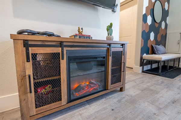 Fireplace (heat optional)