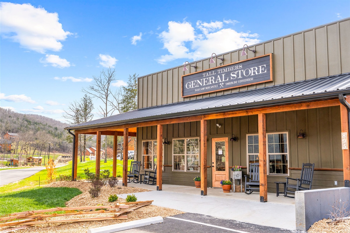 The new general store is now open and just steps away from our cabin. They have breakfast, lunch, pizzas, dry goods, sundries, ice cream and Tall Timbers merchandise.