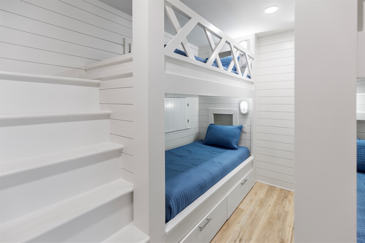 Bunk-Room