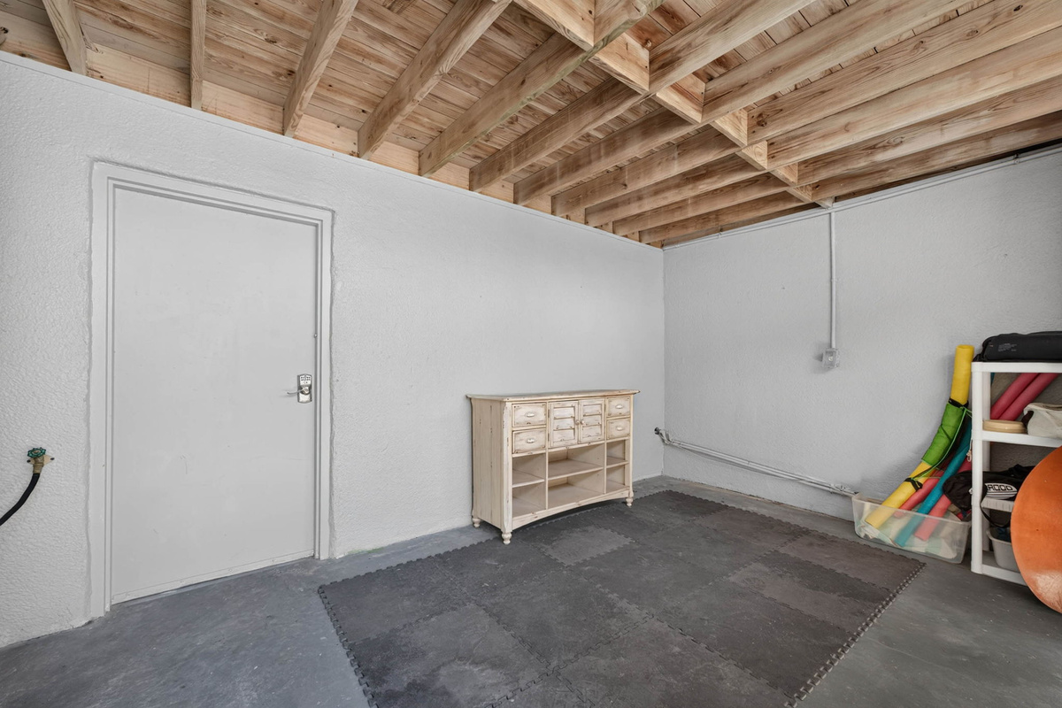Outdoor shower and storage room | Oceans 22 | 22 Beach Club Villas, Wild Dunes | IOP Escapes