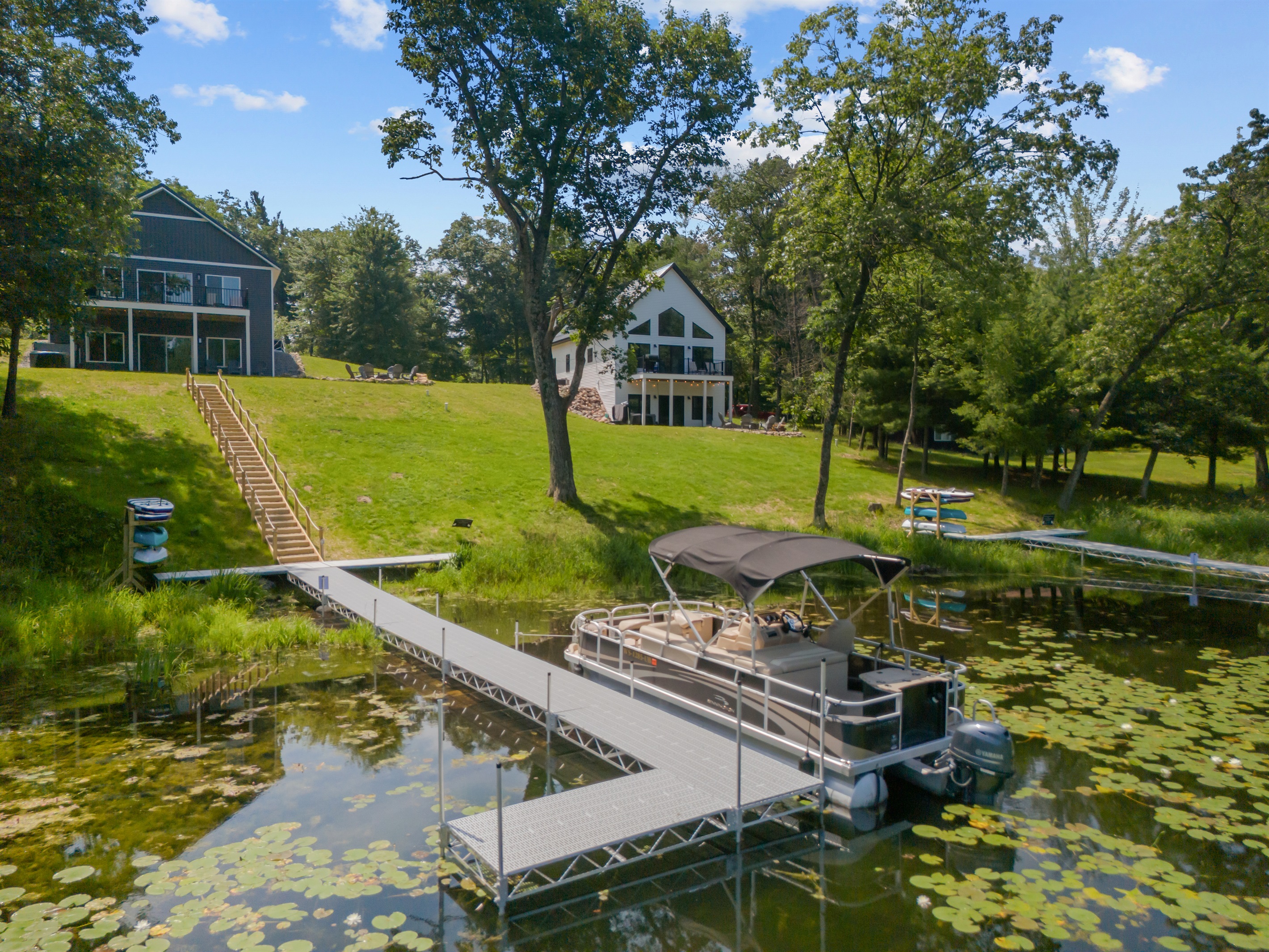 Want to explore the lake in comfort? Ask about renting the pontoon boat during your stay!