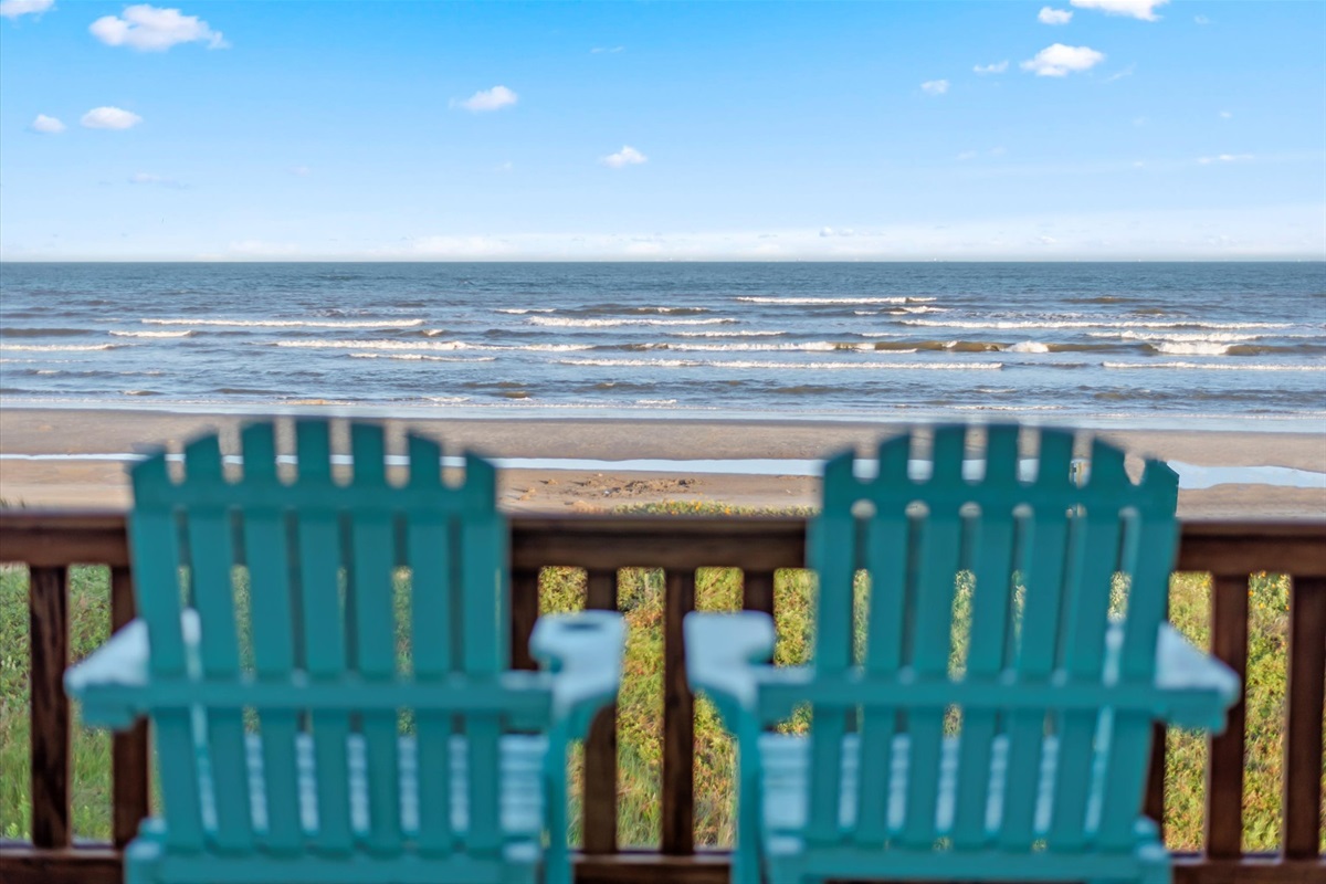 75f7d20c2f0b4b88a334d6d4cc006986 Large | Beachhouse | Texas | TX | Vacation Homes | Galveston | Crystal Beach | Kokomo | Breezy Days | Beachfront Elegance | Sunrise Serenity | Southern Sands Property Management, LLC