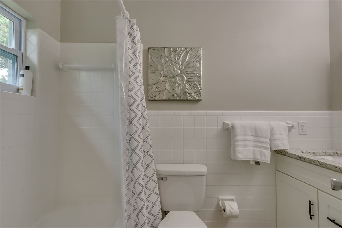 Master Bathroom (En-Suite) with Double Sinks and Tub/Shower Combo