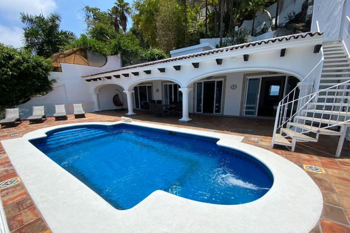 Private Pool