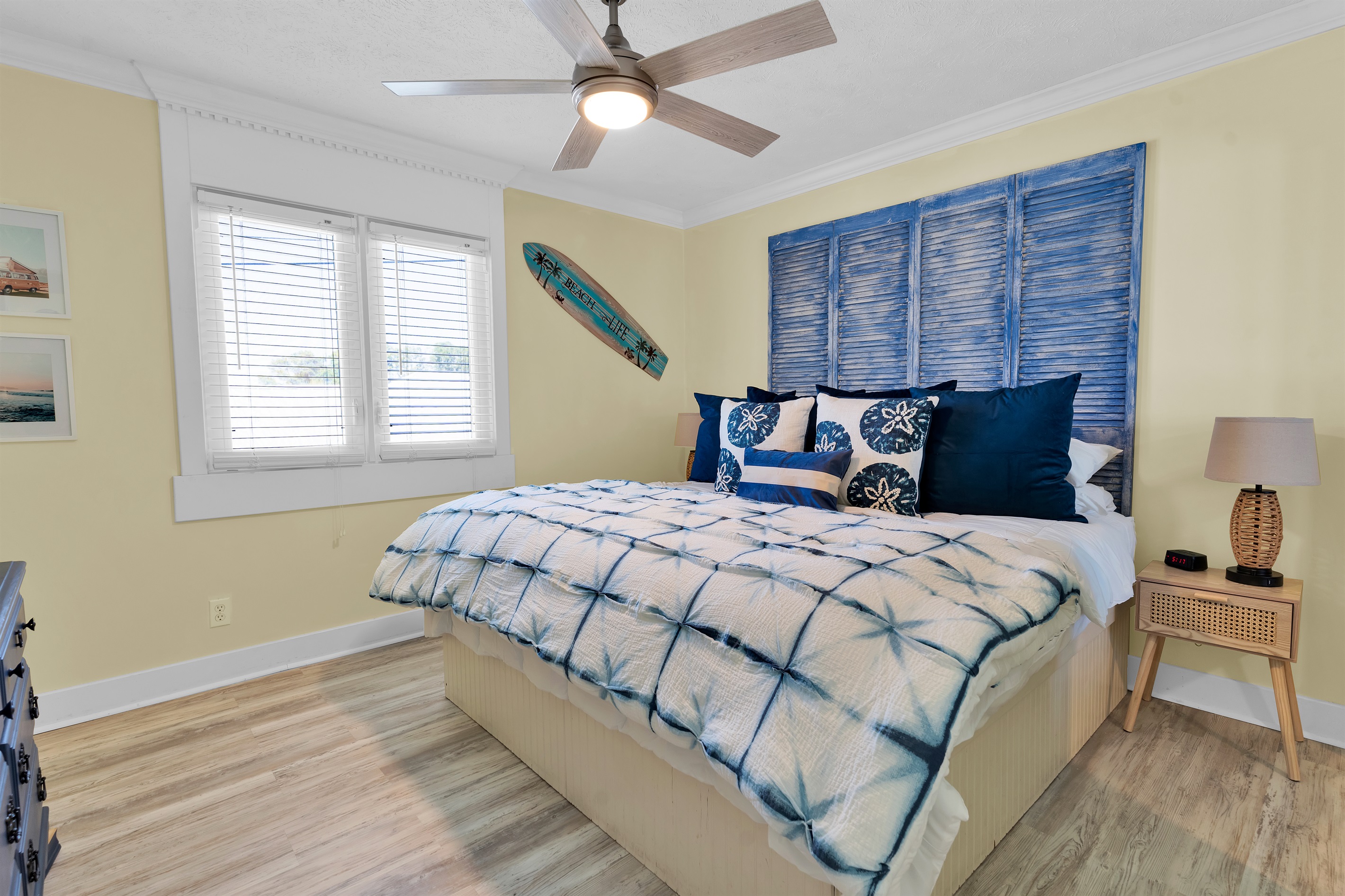Comfy King bedattress in bedroom 2